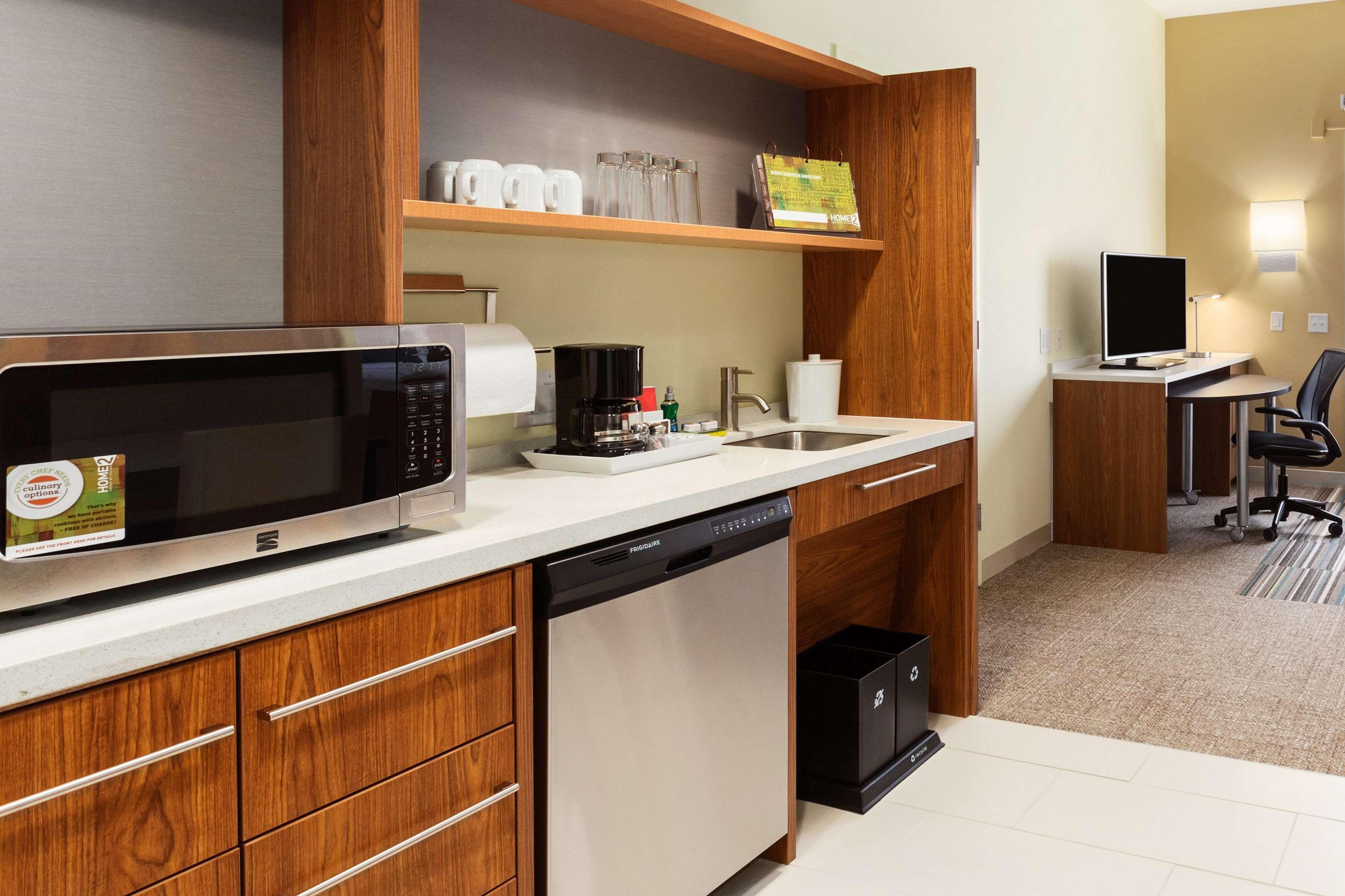 Home2 Suites By Hilton Omaha West Extérieur photo