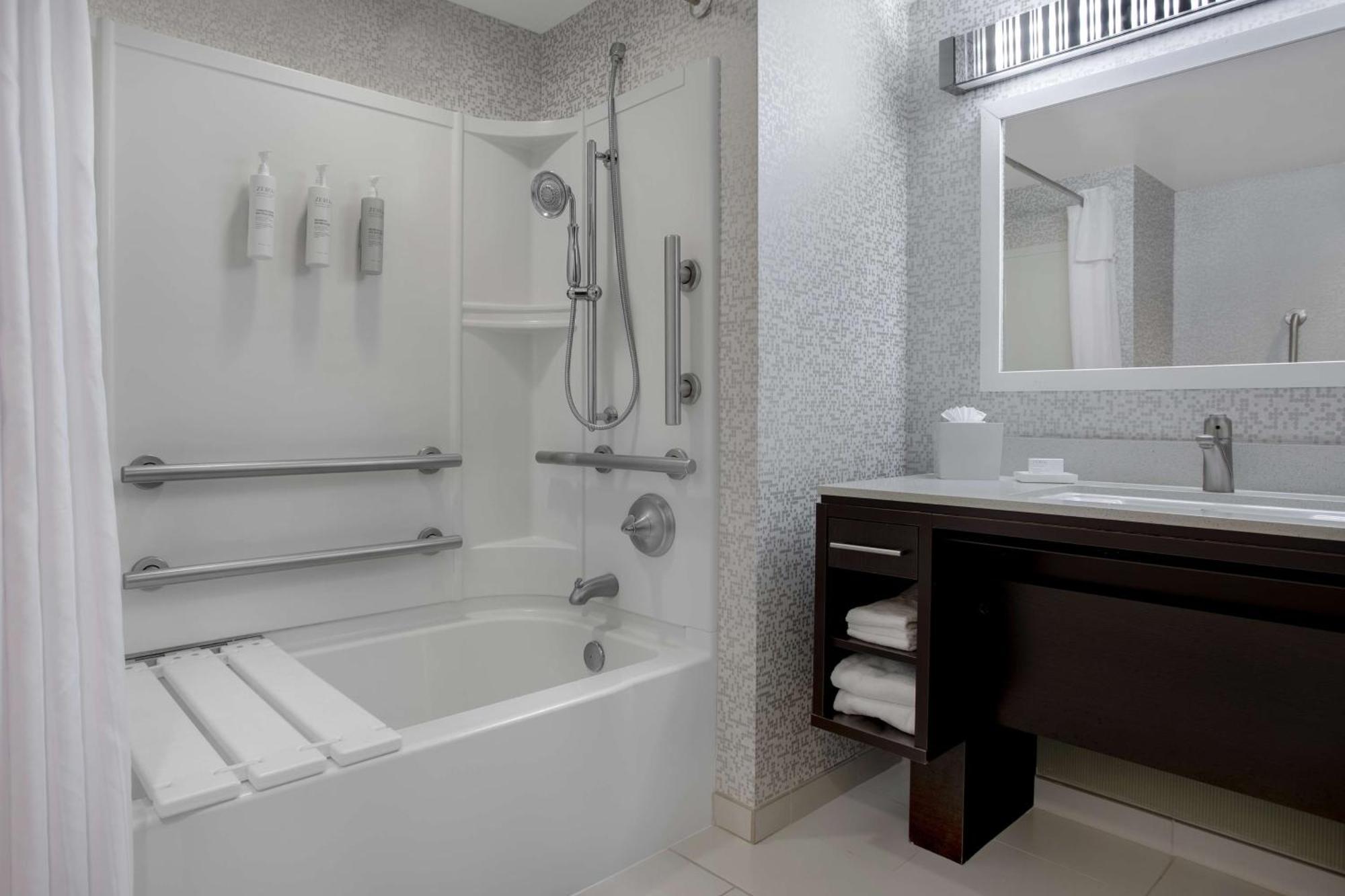 Home2 Suites By Hilton Omaha West Extérieur photo